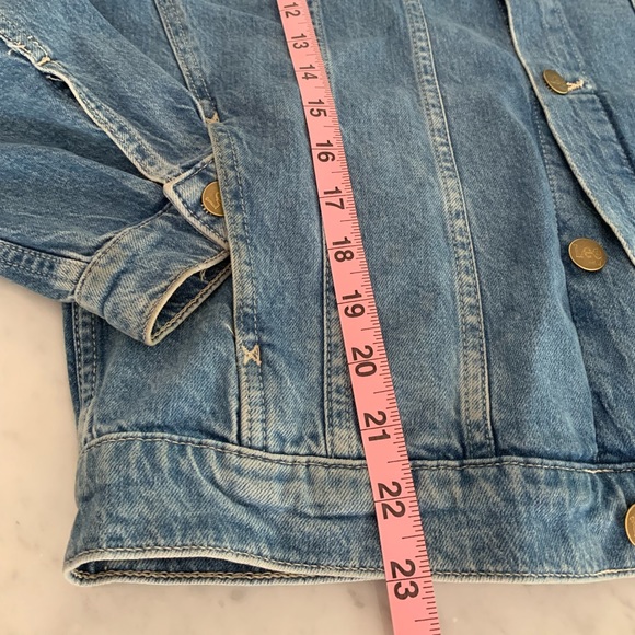 Lee x H&M denim jacket classic mid wash with slit pockets size M - Picture 9 of 13